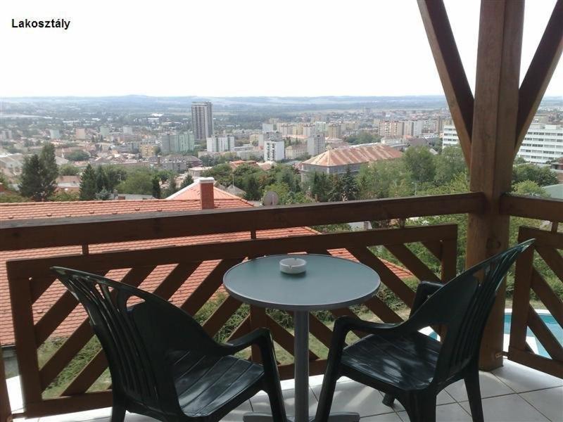Marci Villa Печ Екстериор снимка